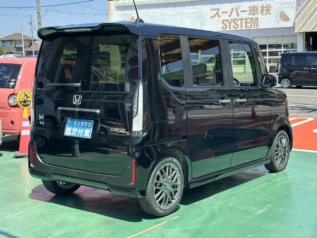 N-BOX(ホンダ)N-BOXカスタムターボ届出済未使用車 12