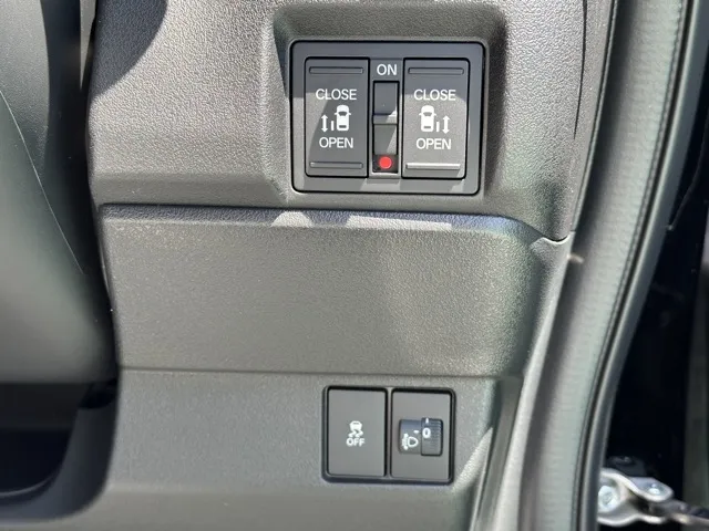 N-BOX(ホンダ)N-BOXカスタムターボ届出済未使用車 15