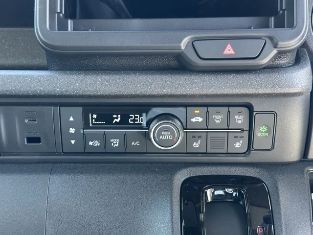 N-BOX(ホンダ)N-BOXカスタムターボ届出済未使用車 17