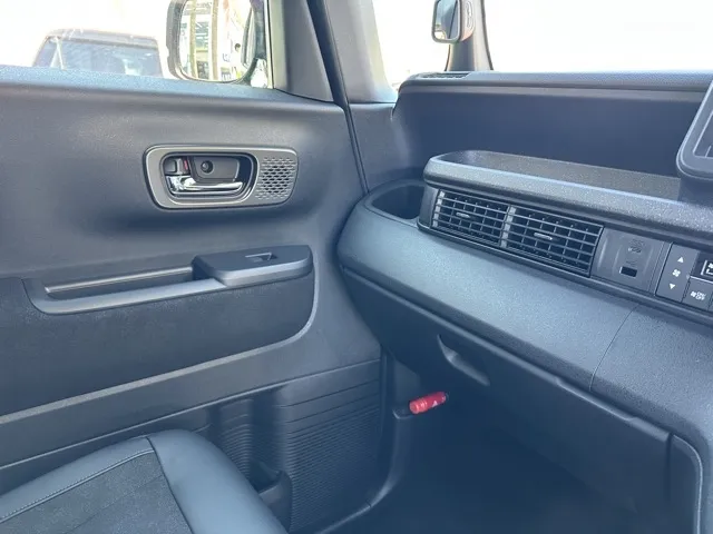 N-BOX(ホンダ)N-BOXカスタムターボ届出済未使用車 19