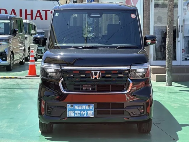 N-BOX(ホンダ)N-BOXカスタムターボ届出済未使用車 25