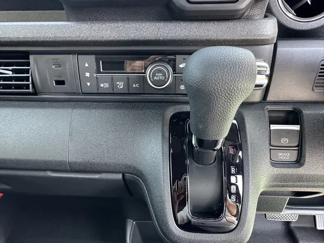 N-BOX(ホンダ)N-BOXカスタムターボ届出済未使用車 19