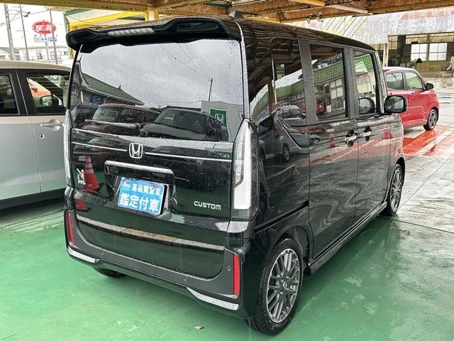 N-BOX(ホンダ)N-BOXカスタムターボ届出済未使用車 12