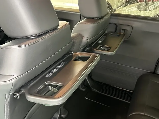 N-BOX(ホンダ)N-BOXカスタムターボ届出済未使用車 7