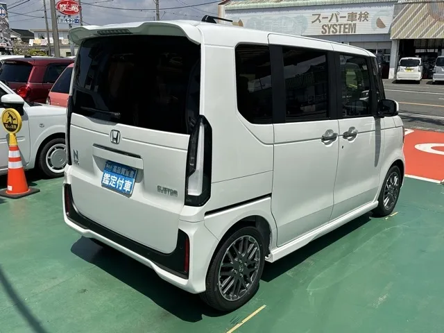 N-BOX(ホンダ)N-BOXカスタムターボ届出済未使用車 12