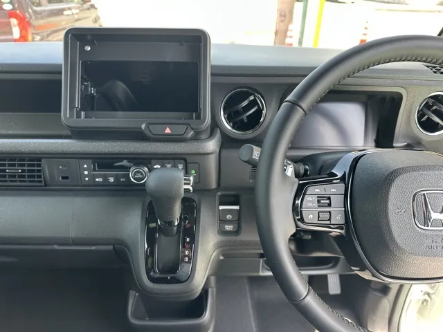 N-BOX(ホンダ)N-BOXカスタムターボ届出済未使用車 16