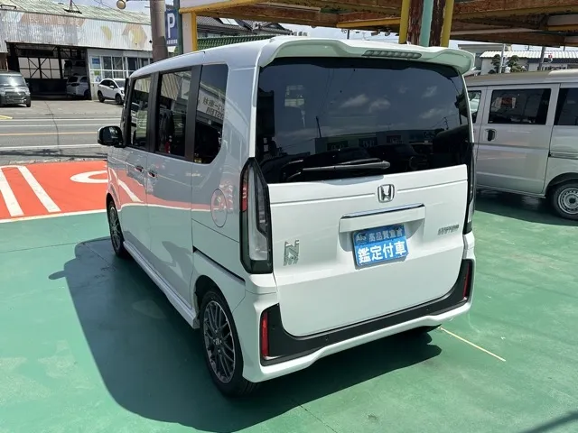 N-BOX(ホンダ)N-BOXカスタムターボ届出済未使用車 2