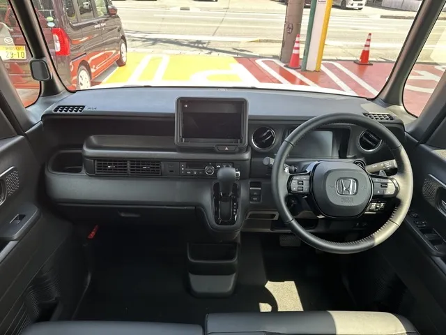 N-BOX(ホンダ)N-BOXカスタムターボ届出済未使用車 5