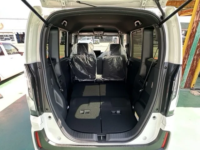 N-BOX(ホンダ)N-BOXカスタム届出済未使用車 10