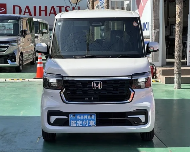 N-BOX(ホンダ)N-BOXカスタム届出済未使用車 24