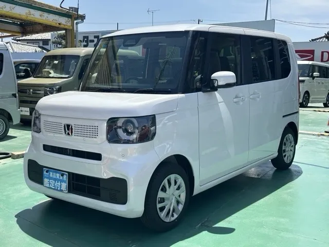 N-BOX(ホンダ)N-BOX コンフォートＰ届出済未使用車 1