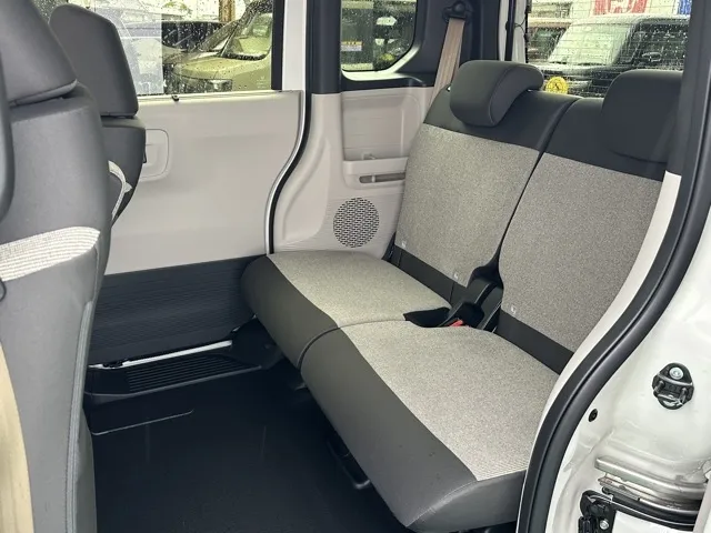 N-BOX(ホンダ)N-BOX届出済未使用車 4