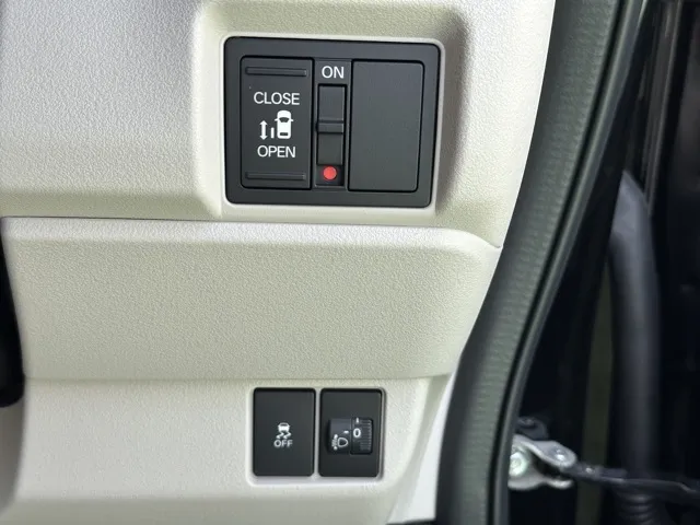 N-BOX(ホンダ)N-BOX届出済未使用車 13