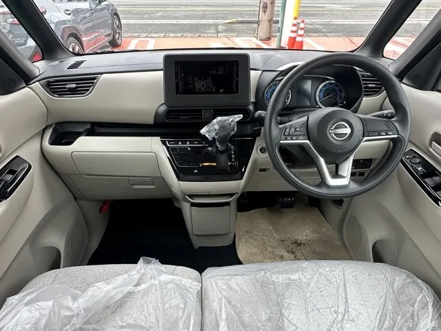 ルークス(ニッサン)X 届出済未使用車 8