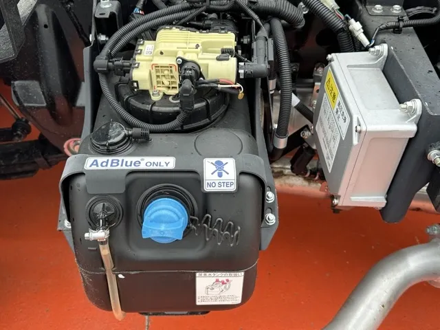 キャンター(三菱)３ｔ ローダースライドダンプ登録済未使用車 12
