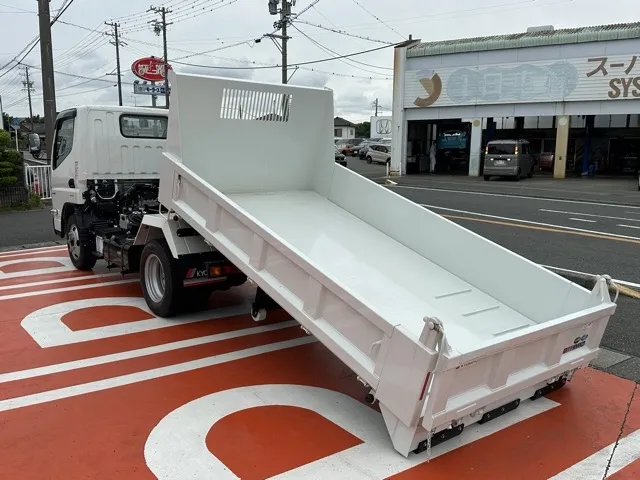 キャンター(三菱)３ｔ ローダースライドダンプ登録済未使用車 2