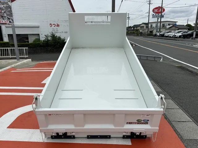 キャンター(三菱)３ｔ ローダースライドダンプ登録済未使用車 8