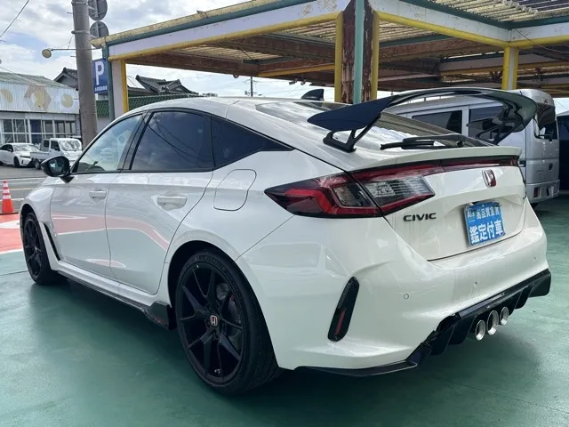 シビック(ホンダ)タイプR登録済未使用車 2