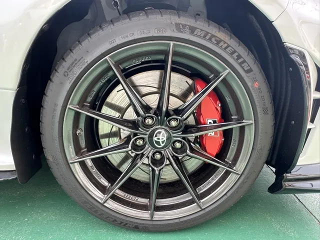 GRヤリス(トヨタ)RZ ハイパフォーマンス ４WD 6MT登録済未使用車 11