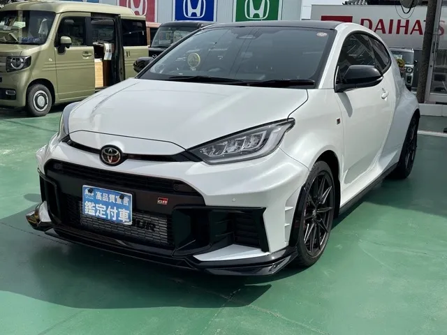 GRヤリス(トヨタ)RZ ハイパフォーマンス ４WD 6MT登録済未使用車 1