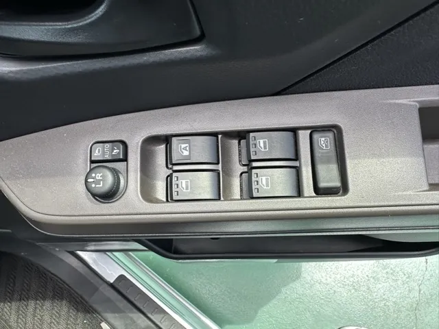 ルーミー(トヨタ)Ｘ中古車 13