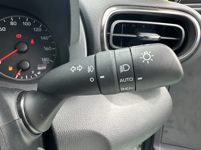 GRヤリス(トヨタ)RS AT中古車 25