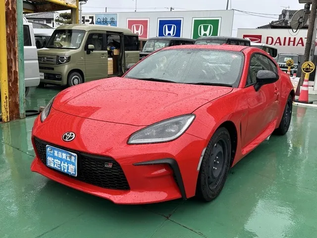 GR86(トヨタ)RC 6MT登録済未使用車 1
