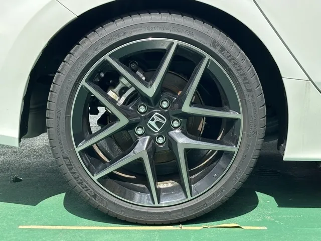 シビック(ホンダ)e：HEV中古車 12
