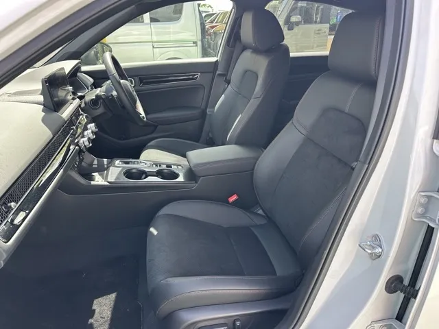 シビック(ホンダ)e：HEV中古車 3