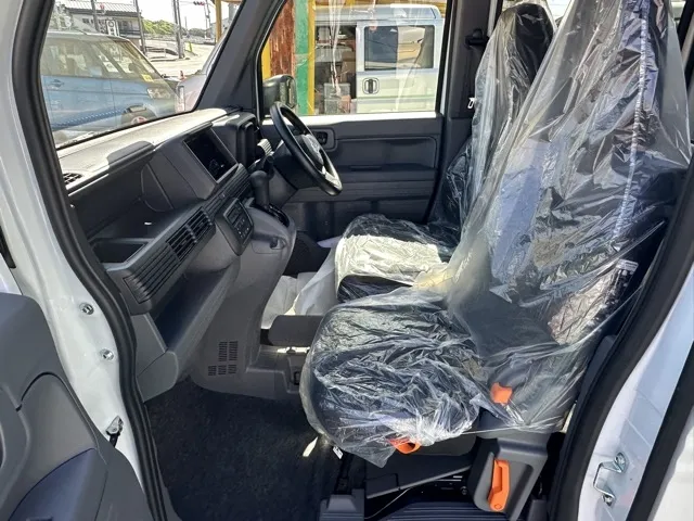 N-VAN(ホンダ)Gタイプ AT届出済未使用車 3