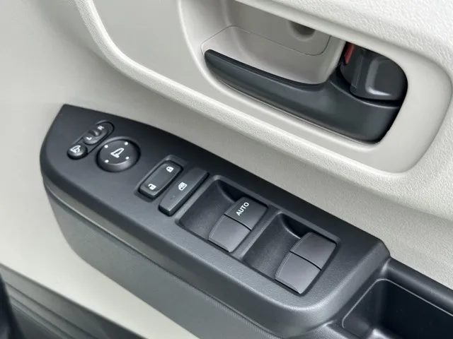 N-BOX(ホンダ)N-BOX コンフォートＰ届出済未使用車 14
