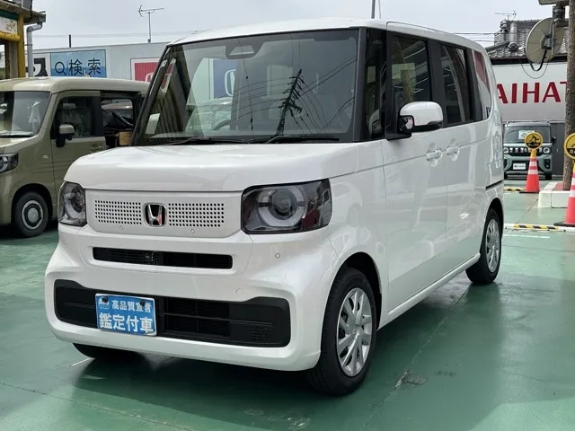 N-BOX(ホンダ)N-BOX コンフォートＰ届出済未使用車 1