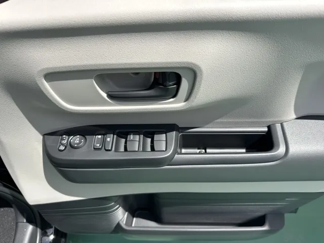 N-BOX(ホンダ)N-BOX届出済未使用車 12