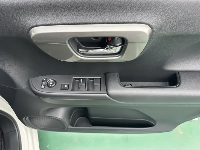 N-WGN(ホンダ)L スタイル+ビター LED中古車 10