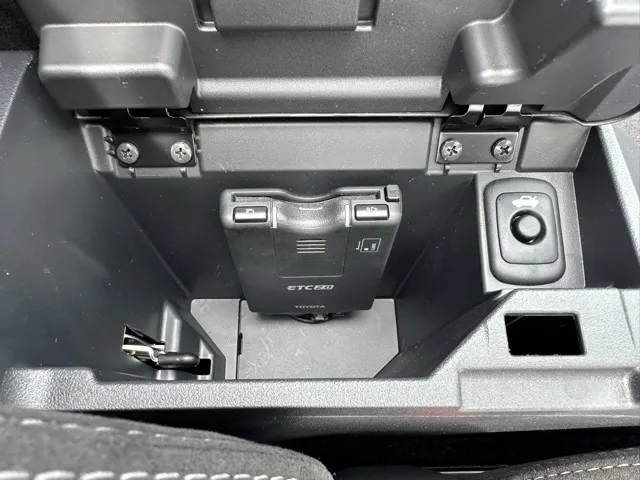 コペン(ダイハツ)トヨタ GRスポーツ CVT中古車 24