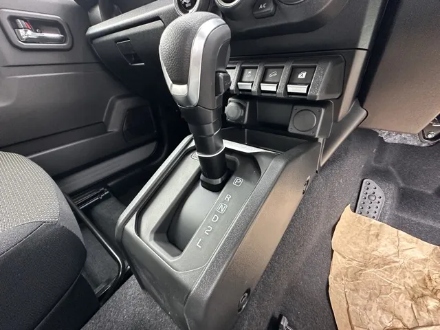ジムニー(スズキ)XC ＡＴ車届出済未使用車 15