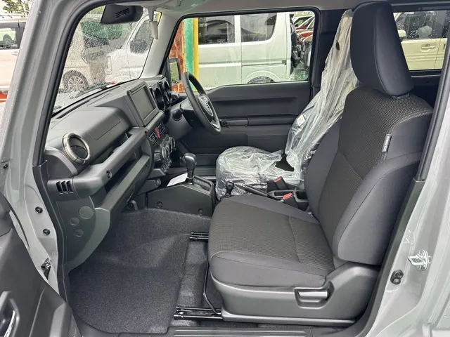 ジムニー(スズキ)XC ＡＴ車届出済未使用車 3