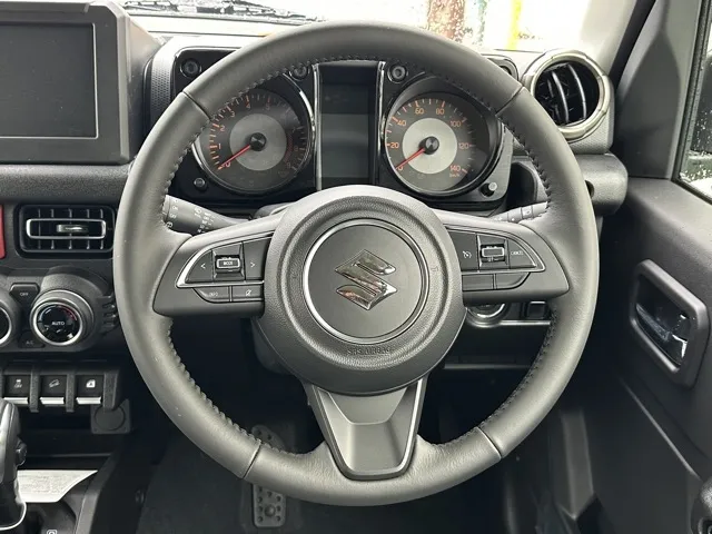 ジムニー(スズキ)XC ＡＴ車届出済未使用車 6
