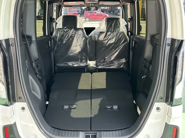 N-BOX(ホンダ)N-BOXカスタム届出済未使用車 10