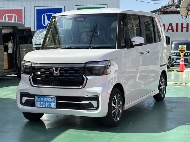 N-BOX(ホンダ)N-BOXカスタム届出済未使用車 1