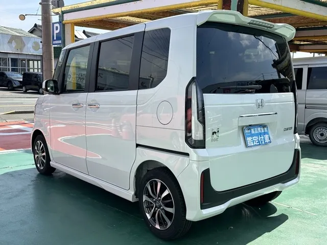 N-BOX(ホンダ)N-BOXカスタム届出済未使用車 2