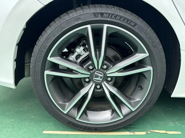 シビック(ホンダ)e：HEV EX サンルーフ中古車 10
