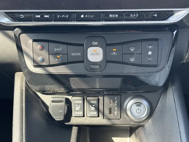 リーフ(ニッサン)Ｘ中古車 16