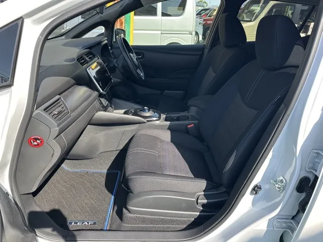 リーフ(ニッサン)Ｘ中古車 3