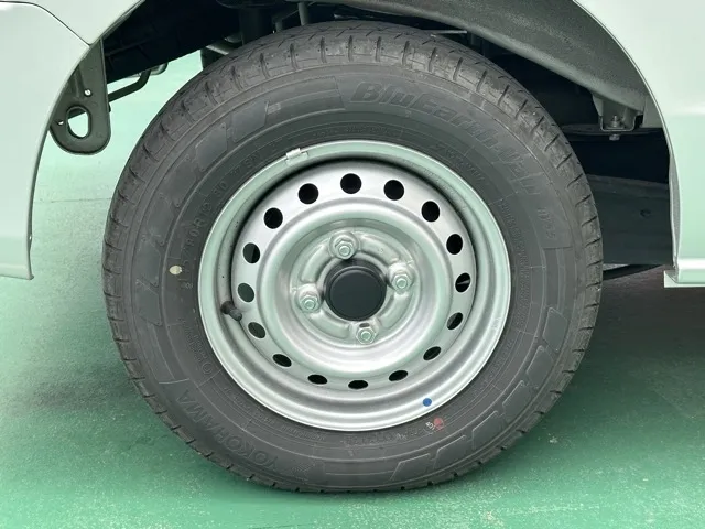 エブリイ(スズキ)三菱ミニキャブバン E AT車中古車 12