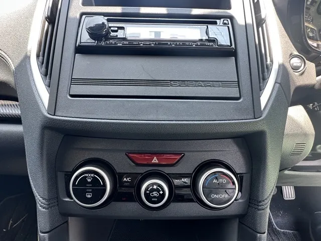 インプレッサ(スバル)1.6I-Lアイサイト中古車 16
