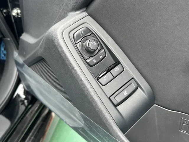 GR86(トヨタ)RZ 6MT登録済未使用車 11