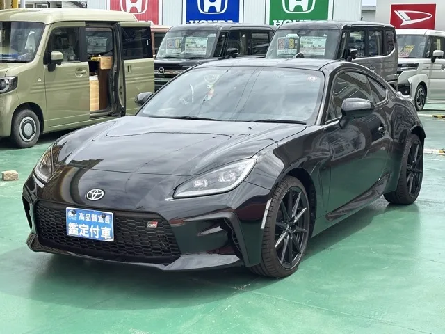 GR86(トヨタ)RZ 6MT登録済未使用車 1