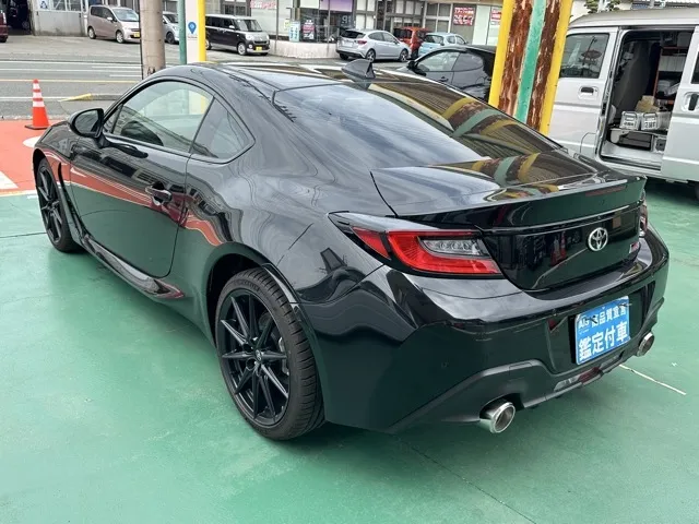 GR86(トヨタ)RZ 6MT登録済未使用車 2