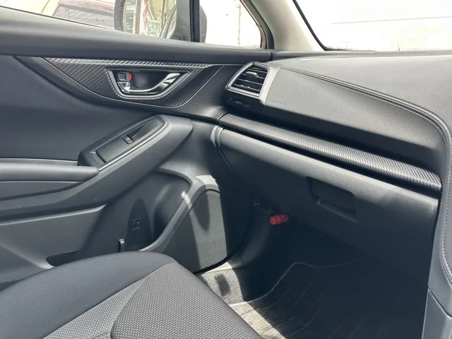 インプレッサ(スバル)1.6I-Lアイサイト中古車 17